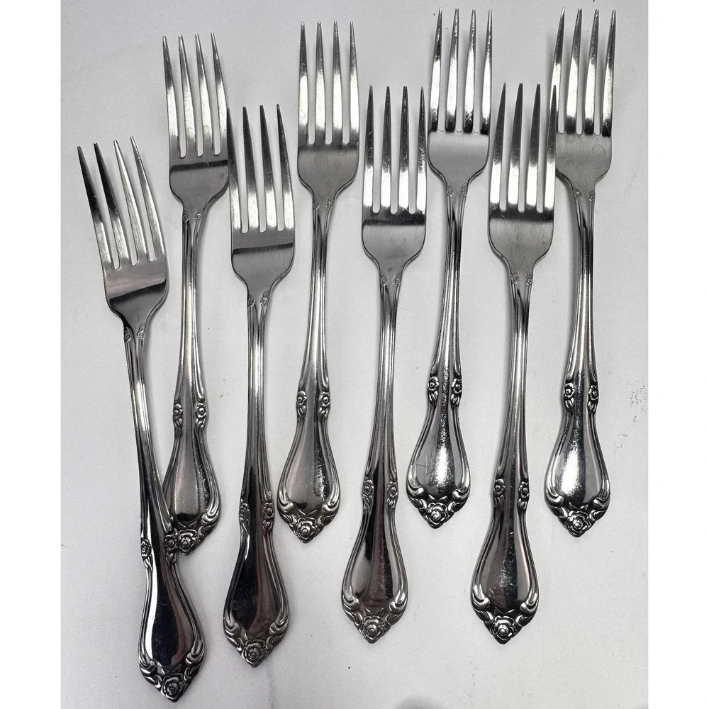 Oneida SSS Celebrity 48 Pc Stainless Steel  (8) 5 Pc Place Settings - Excellent